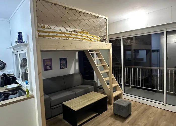 Noëveillard à Pied Appartement *